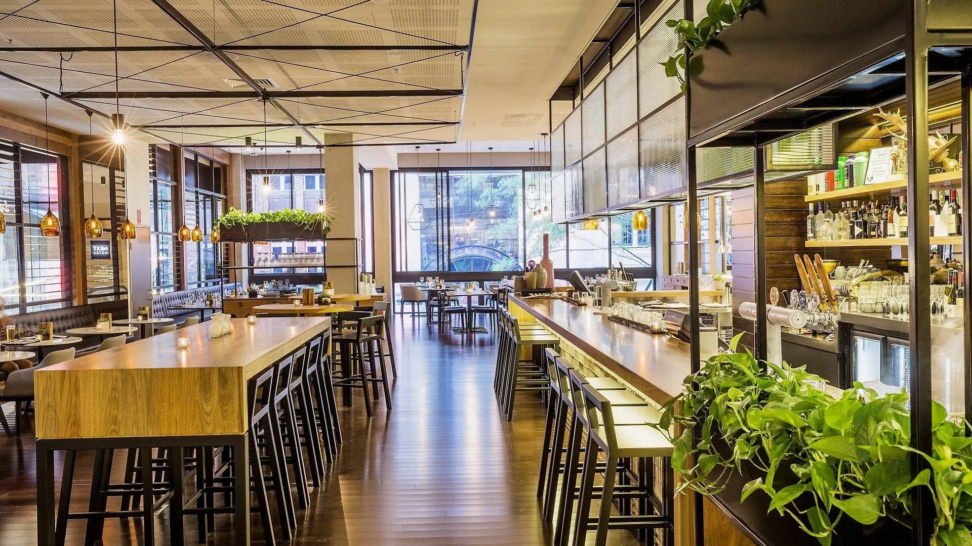 *****  Hyatt Regency Brisbane Hotel Australia